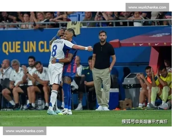 巴萨黄潜球迷联合抵制西甲海外赛,威胁启动法律程序捍卫主场权益 巴萨黄潜球迷联合抵制西甲海外赛,威胁启动法律程序捍卫主场权益