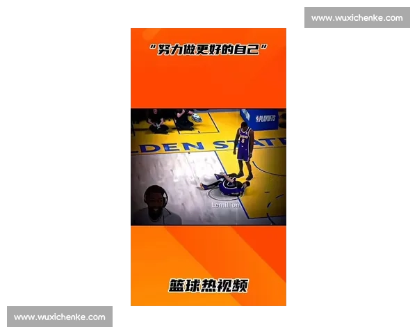 浓眉 2K 游戏自导自演 “受伤” 名场面,笑到网友:这游戏比篮球还刺激! 浓眉 2K 游戏自导自演 “受伤” 名场面,笑到网友:这游戏比篮球还刺激!