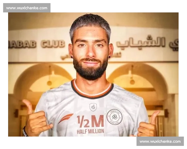 母爱胜金元:法兰克福中场拒沙特天价报价内情 母爱胜金元:法兰克福中场拒沙特天价报价内情