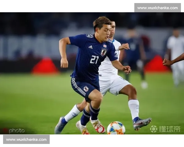 日本足协官宣：堂安律因俱乐部事务提前退出国家队